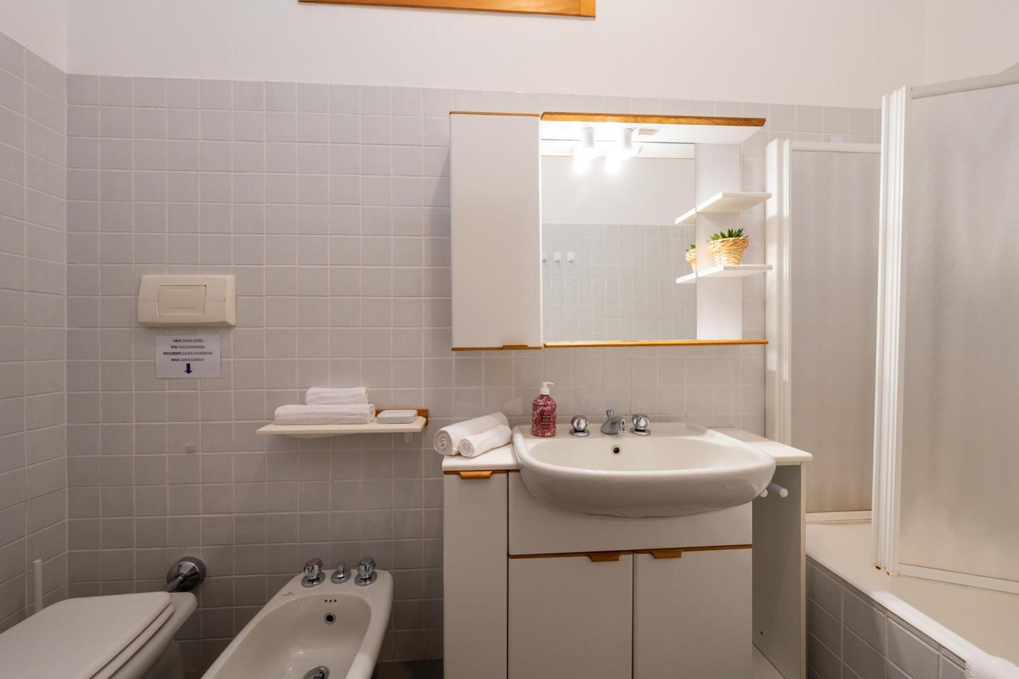 Stunning Apartment- Terrace And Swimming Pool Bellano Zewnętrze zdjęcie