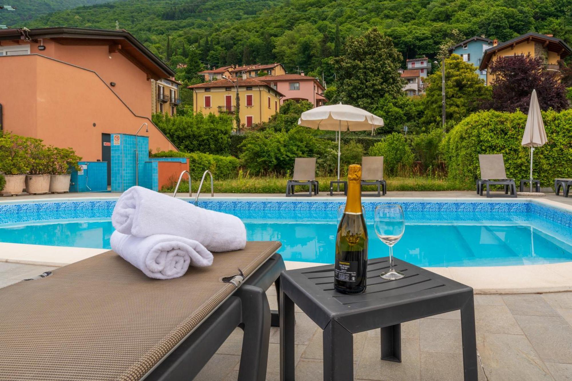 Stunning Apartment- Terrace And Swimming Pool Bellano Zewnętrze zdjęcie