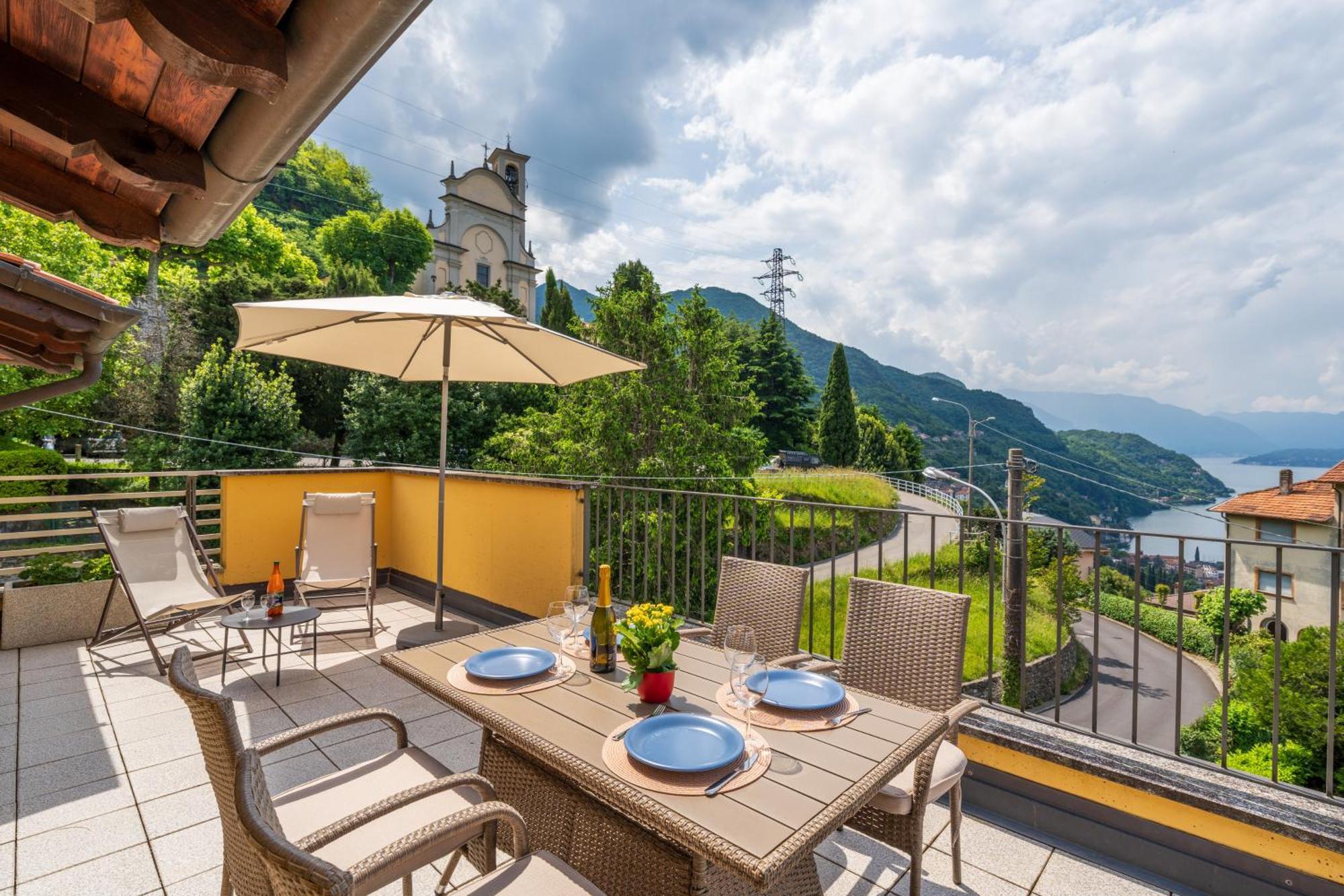 Stunning Apartment- Terrace And Swimming Pool Bellano Zewnętrze zdjęcie